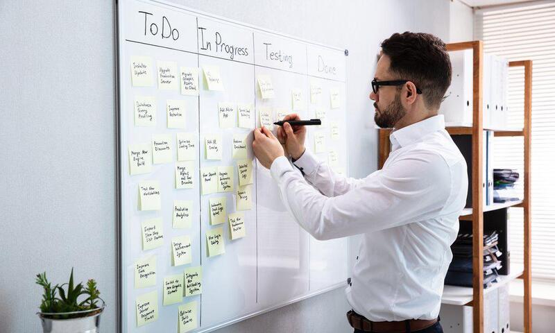 Implementing the Utilities and Infrastructure Management solution from a project perspective 
