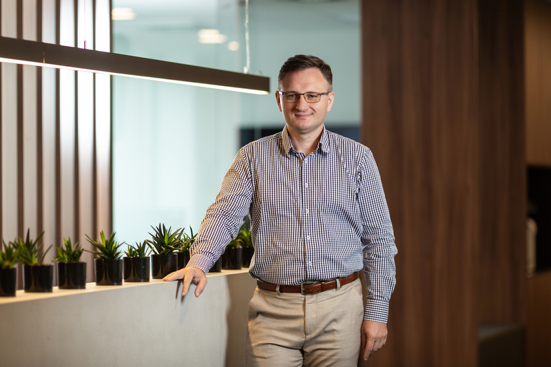 BE-terna l Gold Microsoft, Gold Elite Solution Provider, Qlik Infor ...